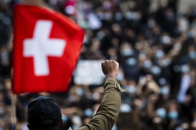 [Rapport] Suisse, Afro-descendance et xénophobie institutionnelle : Trajectoires d’une « collision politique » encore évitable
